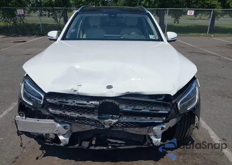 2021 Mercedes-Benz Glc 300 4Matic Suv from USA, damaged, VIN W1N0G8EB3MF888548